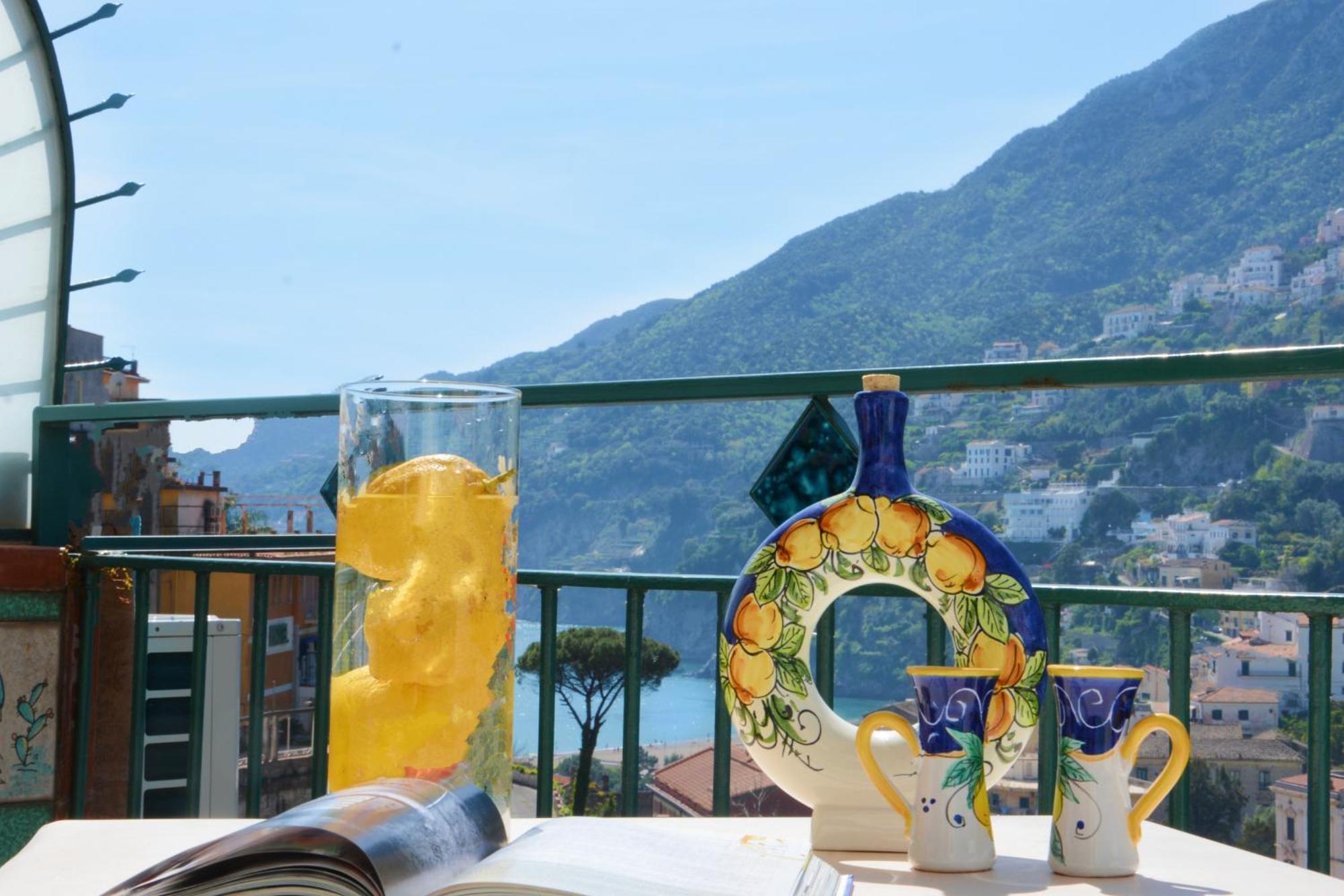 Appartement Panoramic Flat Amalfi Coast - Sea View 1 à Vietri Extérieur photo