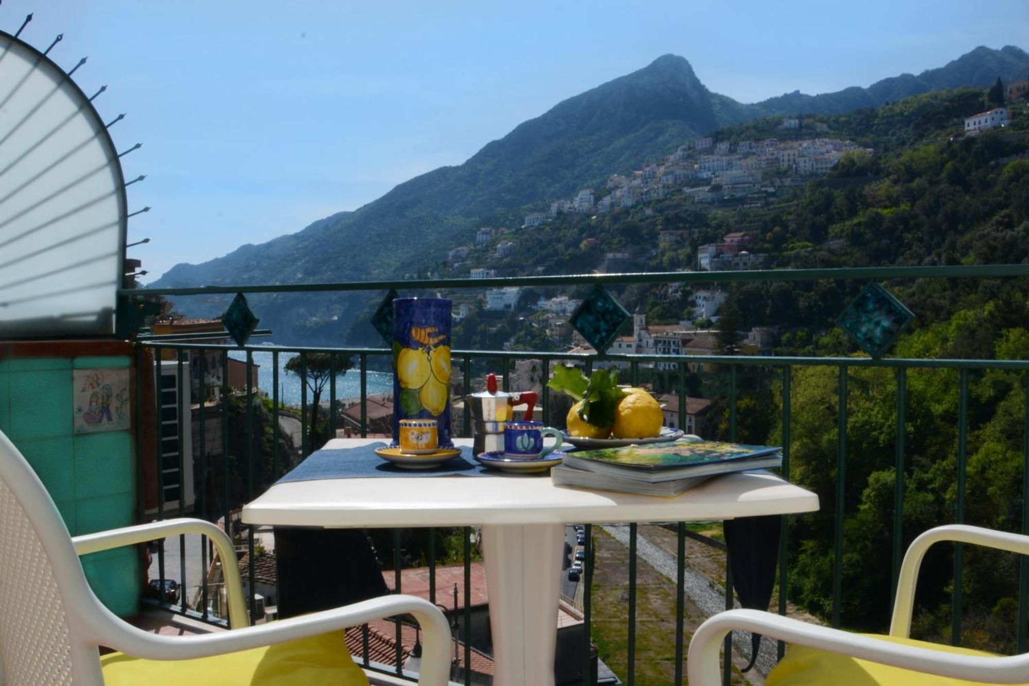 Appartement Panoramic Flat Amalfi Coast - Sea View 1 à Vietri Extérieur photo