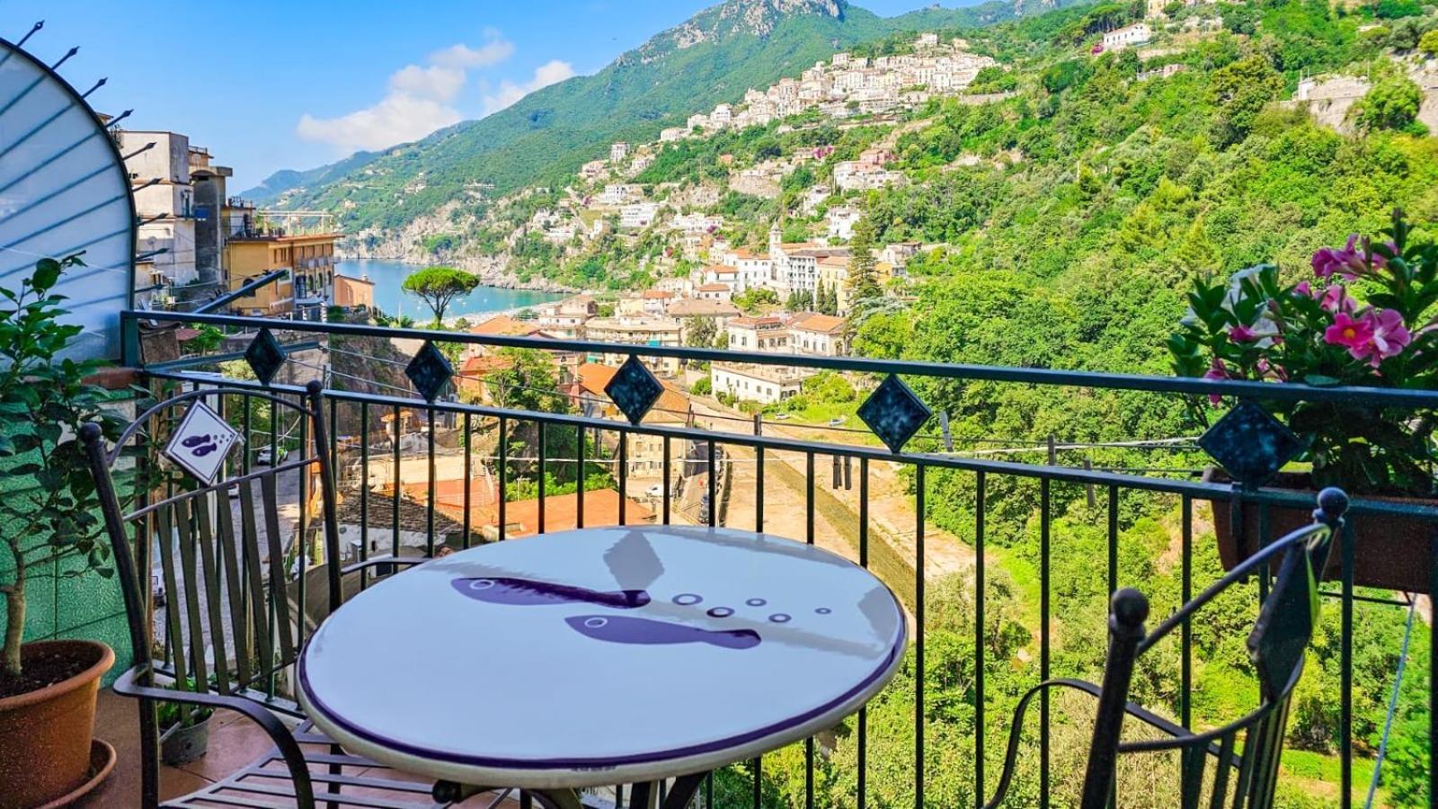 Appartement Panoramic Flat Amalfi Coast - Sea View 1 à Vietri Extérieur photo